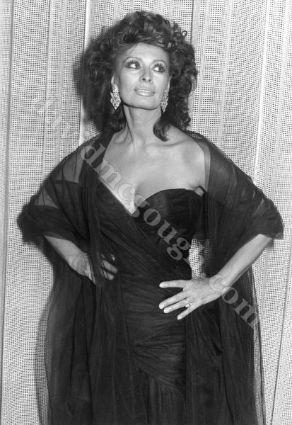 Sophia Loren,  NYC, 1988.jpg